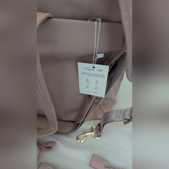 Glass Ladder & Co. Girlhood Collection Lauren Duffle Megan Tote Jenny Sling - Picture 7 of 12